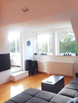 Helle voll möblierte Maisonette-Wohnung auf 2 Ebenen in ruhiger Lage in Hamburg-Eidelstedt - Hamburg