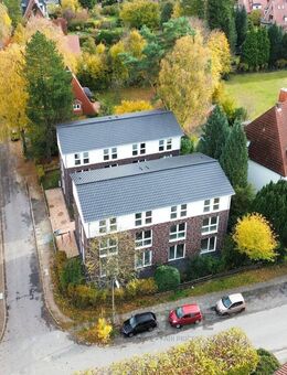 Familientraum in Volksdorf – modernes Reihenhaus mit Terrasse - Hamburg