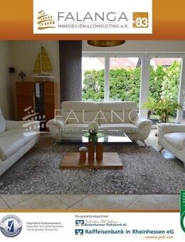 FALANGA IMMOBILIEN - Hochwertige DHH zus. mit 45 qm Einliegerwohnung, ruhig gelegen, direkt am Feldrand! - Mommenheim