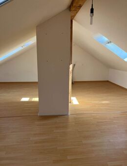 Charmantes Stadthaus in Toplage - Renditeobjekt mit über 4,5 % Bruttorendite - Neuötting