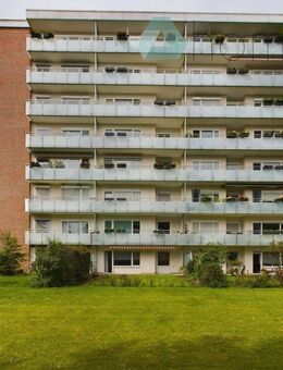 Sonnenverwöhntes Refugium mit großem Potenzial - 4-Zimmer-Bestbauwohnung mit zwei Balkonen - Monheim (Rhein)