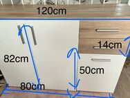 Kommode mit Schubladen, sehr gutem Zustand - München