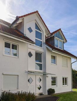 Charmante 3-Zimmer-Erdgeschosswohnung mit Gartenanteil in ruhiger Lage von Schopfheim-Eichen - Schopfheim