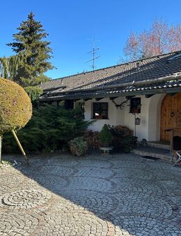 Parkähnlicher Garten mit Einfamilienhaus und Schwimmbad - Starnberg