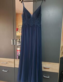 ABENDKLEID - Limburg (Lahn)