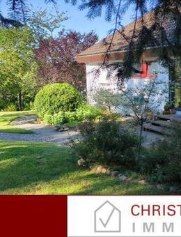 IDYLLISCH WOHNEN: Charmantes EFH mit Bauplatz, Schwenningen - Schwenningen (Baden-Württemberg)