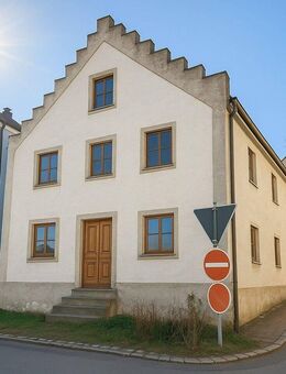 Historisches Stadthaus mit Donau-Blick in Vilshofen - Sanierungsprojekt mit Charme und Potenzia - Vilshofen (Donau)