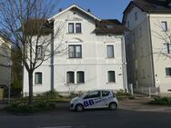 Interessantes Zweifamilienhaus mit Gewerbeeinheit im Erdgeschoss auf traumhaften Grundstück mit direktem Stadtanschluss - Sigmaringen