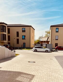 Exklusivität trifft Nachhaltigkeit! IHR LEBENS(T)RAUM!? - 3-Zimmerwohnung mit Balkon + Garage - Ahrensfelde