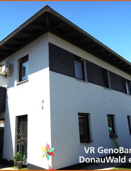 Neuwertiges Einfamilienhaus in idyllischer Siedlungslage von Viechtach - Viechtach