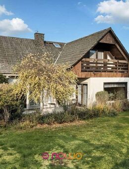 Viel Wohnfläche, Vollkeller & zwei Garagen - Platz für neue Ideen! - Wolfenbüttel