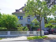 Großzügiges Dreifamilien-Stadthaus mit vielen Möglichkeiten, auch ideal als Mehrgenerationenhaus - Hamburg