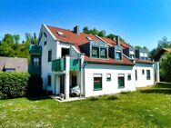 Vermietete 2 Zimmer-Wohnung mit zwei Balkone, Keller und Kfz-Stellplatz am grünen Stadtrand von Königsberg - Königsberg (Bayern)