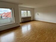 Renovierungsbedürftige 4-Zimmerwohnung mit Balkon - Bielefeld