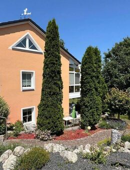 Exklusives Einfamilienhaus mit Einliegerwohnung mit toller Aussicht in Top Lage - Treuchtlingen