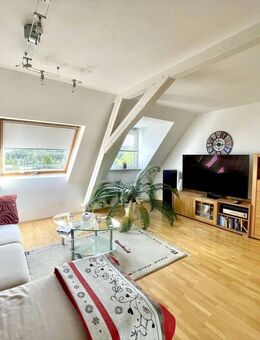 KL-Bännjerrück - Stilvolle Dachgeschosswohnung mit Ausblick in ruhiger Lage - Kaiserslautern