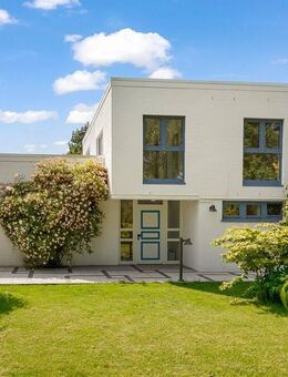 Ikone, moderne Bauhaus-Architektur-Eleganz in exklusiver Lage - Wentorf (Hamburg)