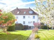 Kassel-Niederzwehren.. Sehr gepflegtes, modernes, kurzfristiges freies Doppelhaus mit traumhaft schönem Garten - Kassel