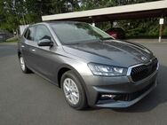 Skoda Fabia, 1.0 TSI Top-Selection, Jahr 2022 - Föritz