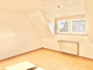 AB AUGUST: 3 Zimmer mit Wannenbad und großem Garten in 2-Familienhaus! - Bodenfelde