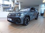 VW Tiguan, 2.0 TDI R-Line Black Style, Jahr 2022 - Arnsberg