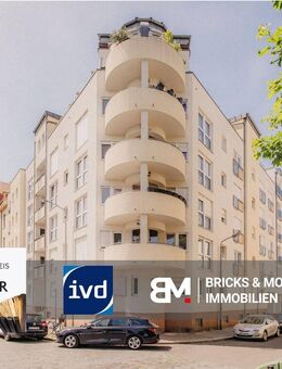 Komplett sanierte, lichtdurchflutete Wohnung mit Balkon und Stellplatz - Leipzig