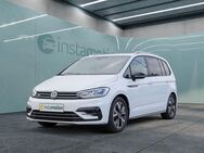 VW Touran, 1.5 TSI R-LINE, Jahr 2019 - München