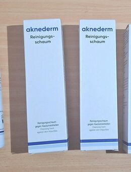 aknederm Reinigungsschaum 3 1/2 Flaschen - Petersberg (Hessen)