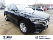 VW Touareg, 3.0 R-Line V6 OPF, Jahr 2020 - Zwickau