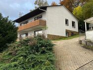 Gepflegtes Zweifamilienhaus in idyllischer Lage! - Oberaula