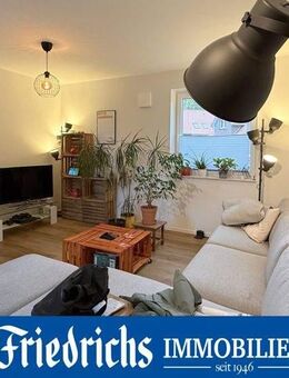 Attraktive 2-Zimmer-Wohnung im Erdgeschoss mit Terrasse, Garten, Tiefgaragenstellplatz und Keller - Hude (Oldb)