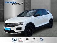 VW T-Roc, 2.0 TSI Sport, Jahr 2021 - Fürstenfeldbruck