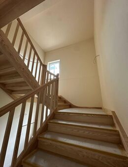 Neubau im Altbau! Traumhafte 5,5 R Wohnung über 2 Etagen mit großem Balkon! - Glauchau