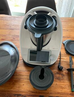 Vorwerk Thermomix TM6 mit Gleitbrett und Zubehör - Schifferstadt