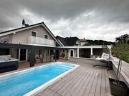 Einfamilienhaus mit beheizten Pool und Jacuzzi in Büdingen zu verkaufen! - Büdingen