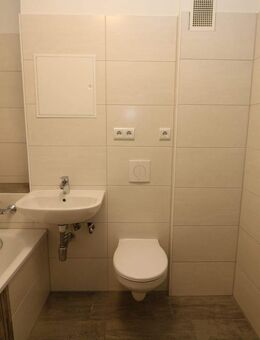 Hulapalu...greif einfach zu...moderne 3-RW mit Wanne u. Balkon!!! - Freiberg