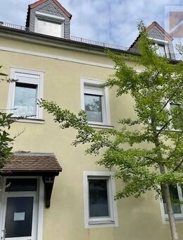 Hübsche 2-Zimmer-Wohnung mit Pkw-Stellplatz in Kitzingen - Kitzingen