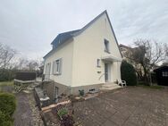 Freistehendes Einfamilienhaus mit großem Garten in ruhiger Lage von St. Ingbert - Sankt Ingbert