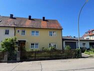 Brück Immobilien - Renovierungsbedürftiges 7-Zi.-Reiheneckhaus auf ca. 430 m² Grund - Freising
