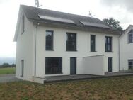 ***moderne, unterkellerte Doppelhaushälfte im erweiterten ROHBAU - Neuberg