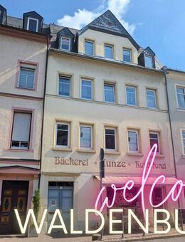 ++ einziehen & wohlfühlen - neue, charmante 2-Raum Wohnung direkt am Markt in Waldenburg ++ - Waldenburg (Sachsen)