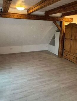 Charmantes Mehrfamilienhaus mit großem Garten und Ausbaupotenzial - Ebern