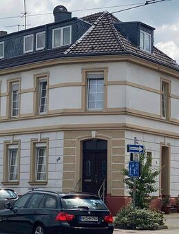 Kernsaniert 2000 / Luxus für 2 Familien + DG Ausgebaut ideal als Büro/Student WG 4%netto Rendite - Mülheim (Ruhr)