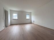 EI6688b Schöne 3-Zimmer-Neubauwohnung mit Terrasse und Südgarten / bei Schwandorf - Schwandorf