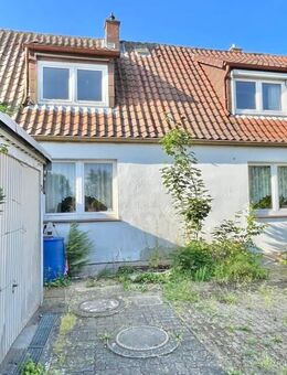 Perfekt für die große Familie mit riesigem Garten. Wohnen auf drei Ebenen. Super Lage. - Ratzeburg