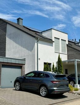 MODERNES REIHENENDHAUS MIT TRAUMBLICK ZU VERMIETEN !!! - Iserlohn