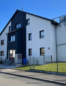 Wunderschöne 3-Zimmer Wohnung mit großzügigem Garten!!! - Schwabach