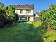 Attraktive Doppelhaushälfte mit Garten und Garage - Bergisch Gladbach