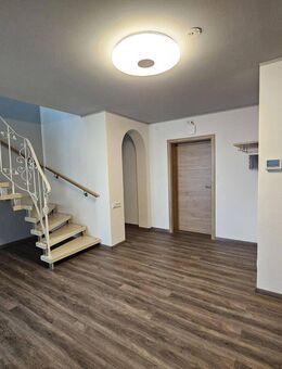160 m² Terassen-Wohnung EG barrierefrei, modernisiert mit Kaminofen, privat, Frankfurt in 45 Min. - Bad Soden-Salmünster