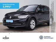 VW Tiguan, 2.0 TDI Move, Jahr 2023 - Wolfenbüttel